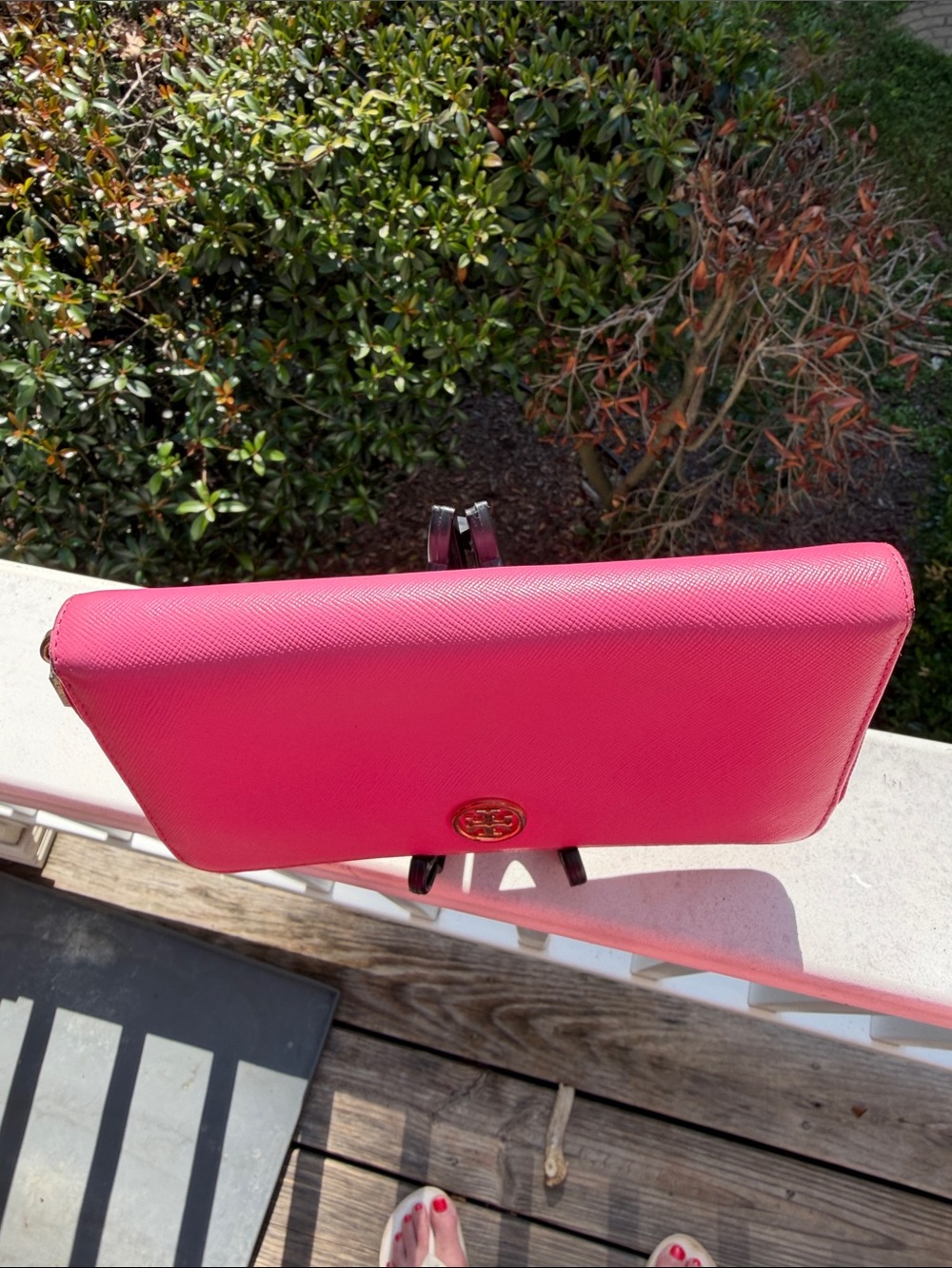Tory Burch Hot Pink Saffiano Leather Wallet with Gold Logo. GUC - Picture 7 of 16